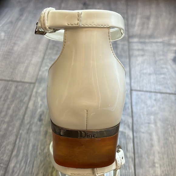 Christian Dior Cube Lucite Heel Sandals - Picture 6 of 10